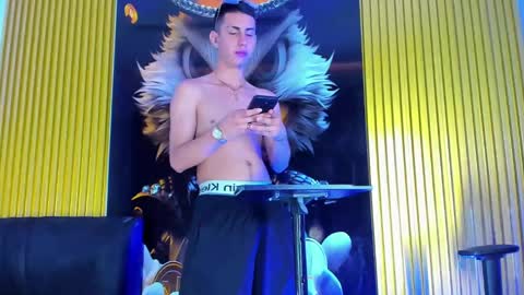 twink_scott19 online show from September 26, 2025, 11:31 pm