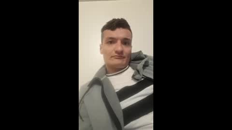 Snapshot of twinkboy2042 chatting on March 4, 2026, 2:39 am twinkboy2042 online show from March 4, 2026, 2:39 am