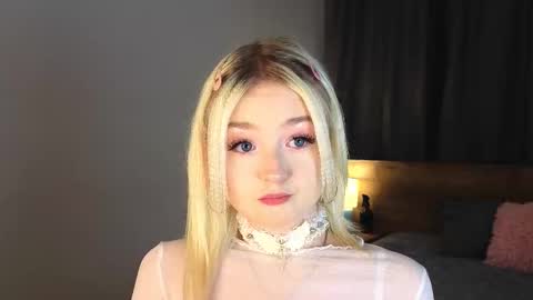 Snapshot of twinklefluff chatting on October 28, 2025, 4:31 pm twinklefluff online show from October 28, 2025, 4:31 pm