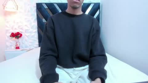 twinks08 online show from February 5, 2025, 10:55 pm