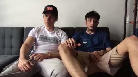 Derrick online show from October 23, 2025, 3:11 pm