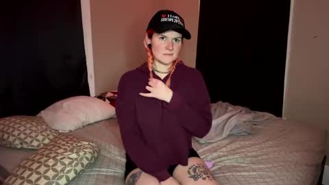 twitchinwhore online show from January 26, 2025, 5:02 am