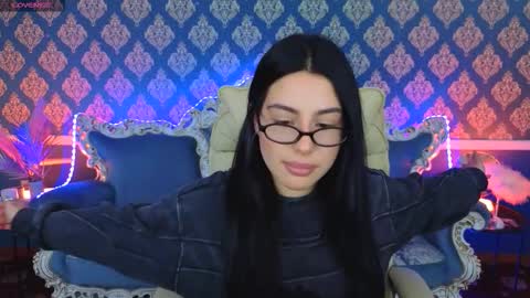 Snapshot of twix_ten chatting on February 22, 2026, 1:42 pm twix_ten online show from February 22, 2026, 1:42 pm