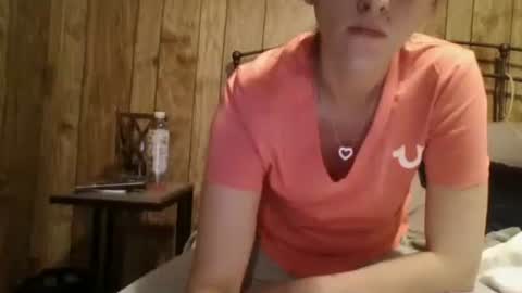 twizzler_twizzle online show from January 17, 2026, 12:04 am