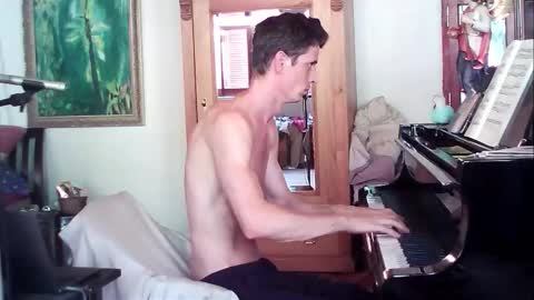 Snapshot of twoforallprivate chatting on December 10, 2024, 6:38 pm TobeBritta online show from December 10, 2024, 6:38 pm