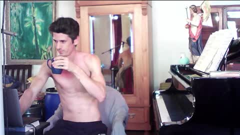 Snapshot of twoforallprivate chatting on February 2, 2025, 7:04 pm TobeBritta online show from February 2, 2025, 7:04 pm