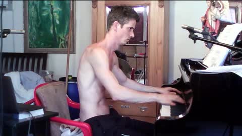 Snapshot of twoforallprivate chatting on February 17, 2025, 7:10 pm TobeBritta online show from February 17, 2025, 7:10 pm