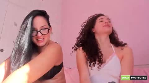 twoistrouble_ online show from October 3, 2025, 6:43 am