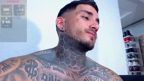 Angel online show from December 3, 2025, 1:13 am