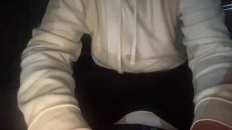 txsizedhog420 online show from April 5, 2026, 5:04 am