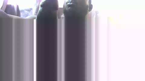 tyler101718452 online show from April 18, 2026, 8:09 pm