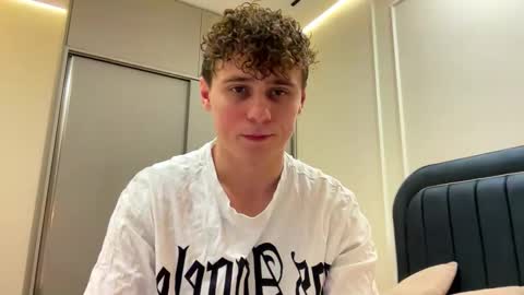 Snapshot of tyler_garrner chatting on February 8, 2026, 5:27 pm tyler_garrner online show from February 8, 2026, 5:27 pm