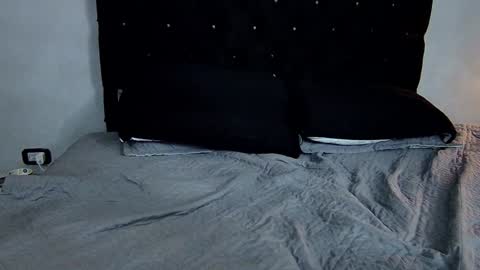 tyler_hank1 online show from January 8, 2025, 4:44 am