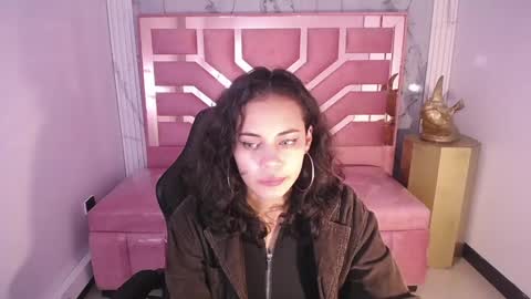 Snapshot of tyna_ch chatting on December 15, 2024, 7:42 pm TYNA online show from December 15, 2024, 7:42 pm