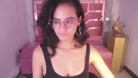 Snapshot of tyna_ch chatting on January 4, 2025, 7:23 pm TYNA online show from January 4, 2025, 7:23 pm