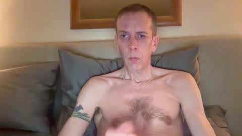 Snapshot of tyronev70 chatting on February 2, 2025, 2:38 am Ty online show from February 2, 2025, 2:38 am