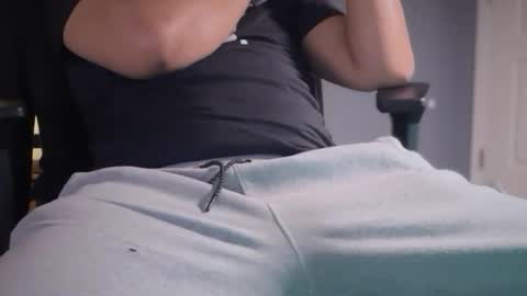 Slong Dong online show from March 4, 2025, 7:51 am