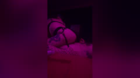 uahaze99 online show from March 16, 2026, 6:39 am