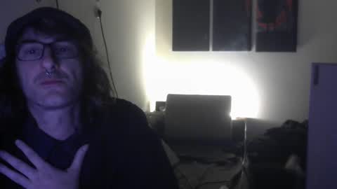 Snapshot of ucloudd chatting on February 22, 2025, 12:49 am ucloudd online show from February 22, 2025, 12:49 am