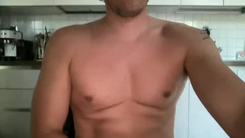 Snapshot of uddupugg chatting on June 16, 2026, 8:06 am uddupugg online show from June 16, 2026, 8:06 am