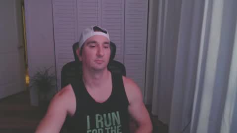 uglyduck3532 online show from December 13, 2024, 2:54 am