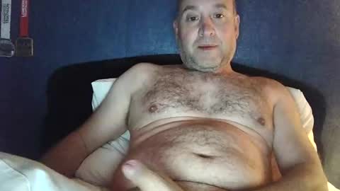 ukflasher online show from April 1, 2026, 10:18 pm