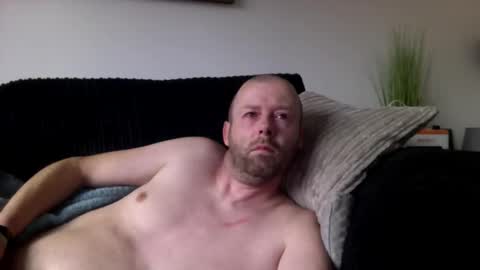 ukmatty3 online show from October 1, 2025, 8:53 am