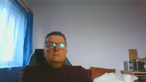 ulmeni4 online show from December 7, 2024, 10:34 am