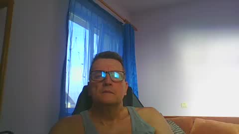 ulmeni4 online show from January 16, 2025, 12:09 pm