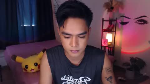 Snapshot of ultimatesexytrans chatting on February 28, 2025, 1:58 am Alex online show from February 28, 2025, 1:58 am