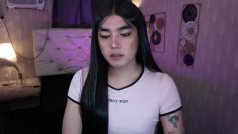 Snapshot of ultimatesexytrans chatting on October 31, 2025, 6:09 pm Alex online show from October 31, 2025, 6:09 pm