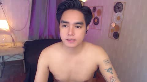 Snapshot of ultimatesexytrans chatting on December 2, 2025, 10:09 am Alex online show from December 2, 2025, 10:09 am