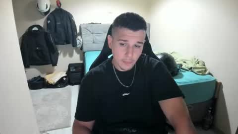 Snapshot of ulxer chatting on July 11, 2026, 7:16 pm hi im mike tyson - online show from July 11, 2026, 7:16 pm