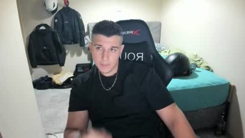 Snapshot of ulxer chatting on July 15, 2026, 9:20 pm hi im mike tyson - online show from July 15, 2026, 9:20 pm