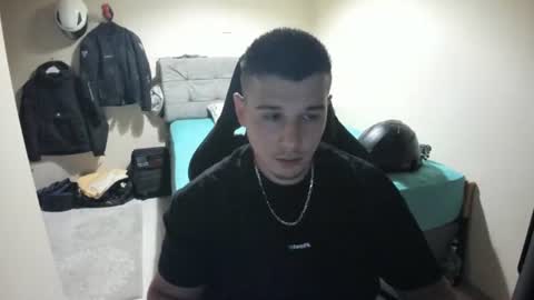 Snapshot of ulxer chatting on July 18, 2026, 7:28 pm hi im mike tyson - online show from July 18, 2026, 7:28 pm