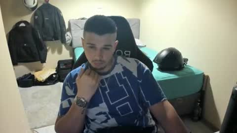 Snapshot of ulxer chatting on July 26, 2026, 7:43 pm hi im mike tyson - online show from July 26, 2026, 7:43 pm