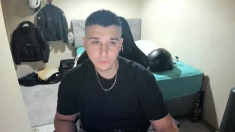 Snapshot of ulxer chatting on July 30, 2026, 7:46 pm hi im mike tyson - online show from July 30, 2026, 7:46 pm