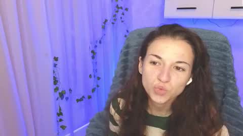 Ulyana online show from November 10, 2025, 5:28 am