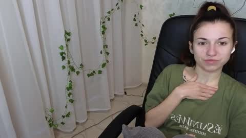 Ulyana online show from February 6, 2026, 5:23 am