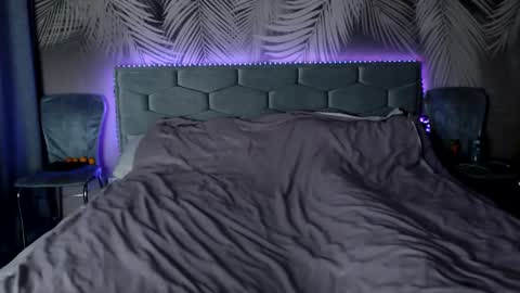 Ulyana online show from December 5, 2025, 7:17 am