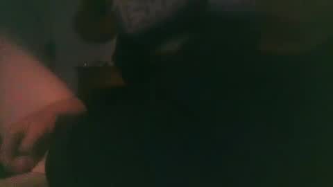 umbrado online show from January 7, 2025, 2:51 pm