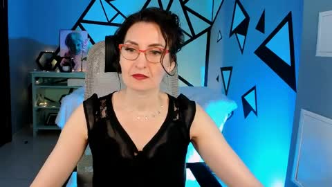 UnaTera online show from March 30, 2026, 8:59 am