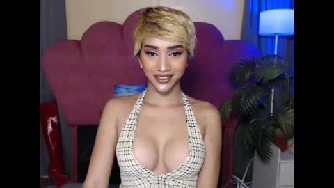 Snapshot of unbeknownst2kylie chatting on May 18, 2026, 6:03 pm kylie online show from May 18, 2026, 6:03 pm