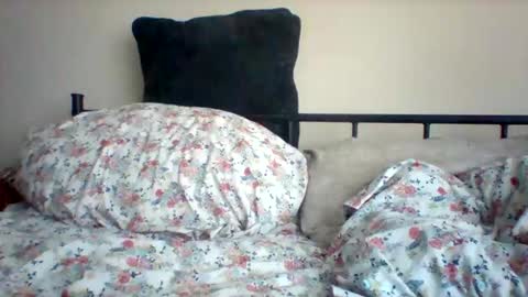 Snapshot of uncircumcise30 chatting on March 27, 2026, 2:06 pm uncircumcise30 online show from March 27, 2026, 2:06 pm