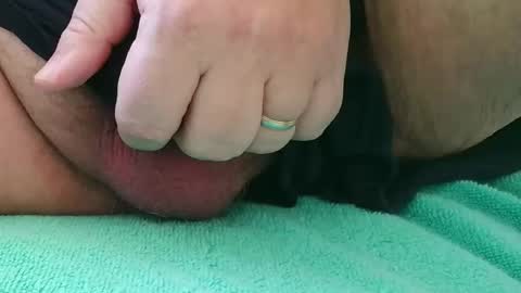 Snapshot of uncut_small_bi chatting on April 25, 2026, 12:52 pm uncut_small_bi online show from April 25, 2026, 12:52 pm