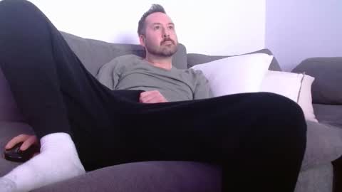 Snapshot of uncutslut69 chatting on April 7, 2026, 2:12 am uncutslut69 online show from April 7, 2026, 2:12 am