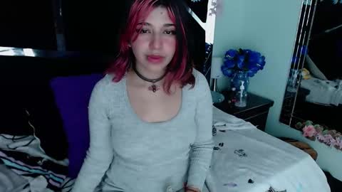 Snapshot of underbaby_ chatting on March 1, 2025, 7:37 pm UnderBaby online show from March 1, 2025, 7:37 pm