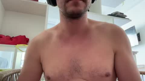 Snapshot of underground33 chatting on February 17, 2025, 5:43 pm Under  Huge cock with beautiful uncut foreskin online show from February 17, 2025, 5:43 pm