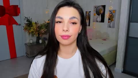 Patricia online show from February 25, 2025, 8:41 pm