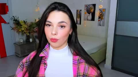 Patricia online show from March 10, 2025, 1:34 am